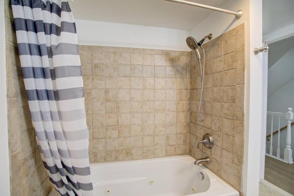 Apartment Cozy Lux 3bd House Heart Of Fishtown Sleeps 8 *